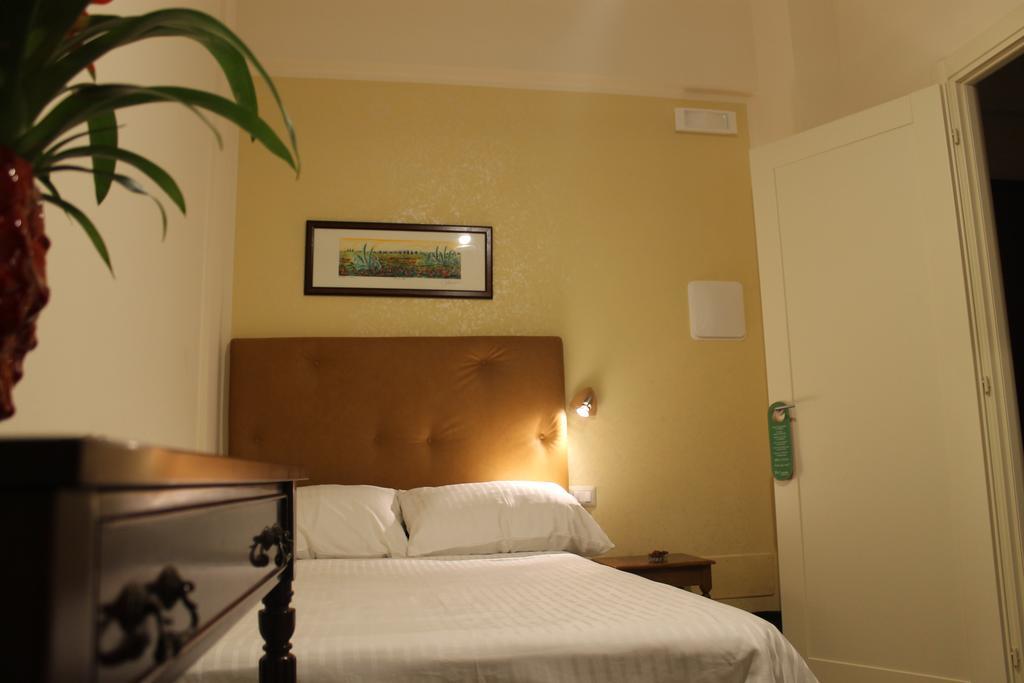 Anice Guesthouse Rome Exterior photo